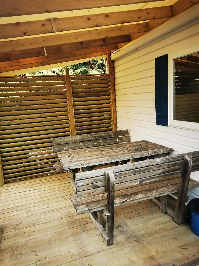 Campsite Vacances En Provence La Roque-d'Antheron